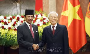 Quốc vương Brunei Darussalam kết thúc chuyến thăm cấp Nhà nước tới Việt Nam