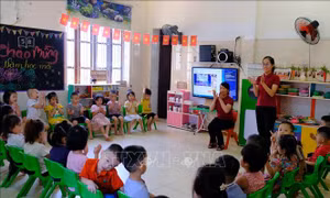 Nghệ An: Sớm đảm bảo quyền lợi cho các giáo viên hợp đồng lâu năm