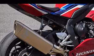 Honda Việt Nam triệu hồi xe CBR1000RR-R Fireblade