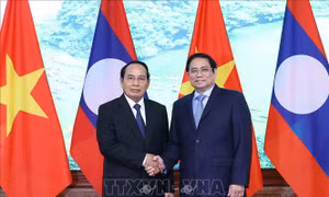 Thủ tướng Phạm Minh Chính tiếp Phó Chủ tịch nước Lào Bounthong Chitmany