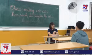Học sinh cuối cấp căng thẳng vì áp lực thi cử