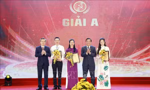 Phú Thọ: Trao nhiều giải thưởng báo chí về xây dựng Đảng