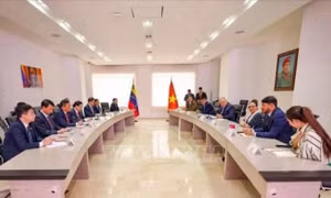 Đoàn đại biểu cấp cao Đảng Cộng sản Việt Nam thăm và làm việc tại Venezuela