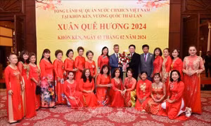 Xuân Giáp Thìn 2024: Kiều bào tại Đông Bắc Thái Lan phấn khởi mừng Tết cổ truyền