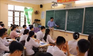 Tập trung ôn tập, rèn luyện kỹ năng cho học sinh lớp 12
