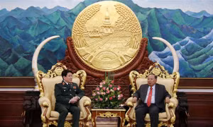 Tổng Bí thư, Chủ tịch nước Lào tiếp Thượng tướng Lương Cường