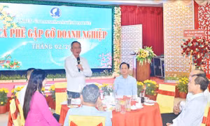 Tăng cường kết nối hệ thống chính trị với cộng đồng doanh nghiệp