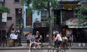  New York mở cửa lại nền kinh tế sau 3 tháng áp dụng lệnh phong tỏa