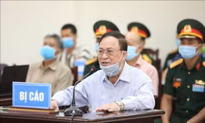 Xét xử sơ thẩm vụ án Đinh Ngọc Hệ và đồng phạm: Bị cáo Nguyễn Văn Hiến bị xử phạt 4 năm tù