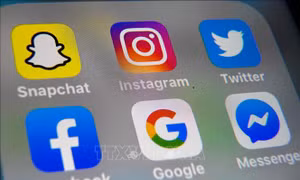 Thái Lan lần đầu tiên thực thi hành động pháp lý đối với Facebook, Twitter 