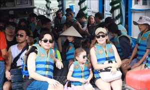 Nghỉ Tết Dương lịch 2024, khách quốc tế đến Nha Trang tăng hơn 4 lần