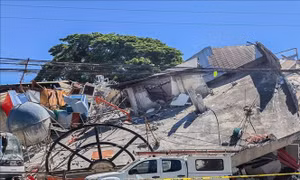 Động đất tại Philippines: Lực lượng cứu hộ phải 'vật lộn' với dư chấn, mưa lớn