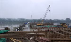 Yên Bái: Đẩy nhanh thi công cầu Giới Phiên để vượt lũ tiểu mãn