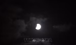 Mặt Trăng nhiều tuổi hơn so với chúng ta tưởng