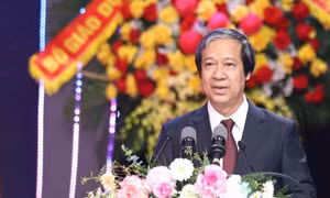Bộ trưởng Nguyễn Kim Sơn: Người thầy biến tri thức thành ánh sáng để học trò kiến tạo tương lai