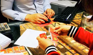 Chính sách nới lỏng tiền tệ vẫn là nhân tố quan trọng hỗ trợ giá vàng