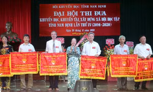 Nam Định đẩy mạnh phong trào khuyến học, khuyến tài