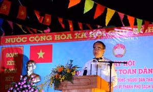 Bí thư Thành ủy Hồ Chí Minh dự Ngày hội Đại đoàn kết dân tộc tại Phường 12, Quận 4
