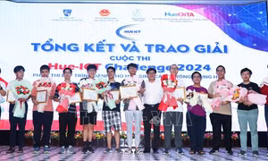 Trao giải cuộc thi Lập trình dành cho học sinh Trung học