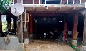 Lũ bất ngờ tràn về trong đêm tại xã Bản Hồ, Sa Pa