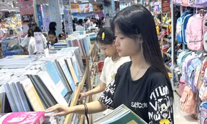 'Nóng' thị trường đồ dùng học tập trước ngày khai giảng
