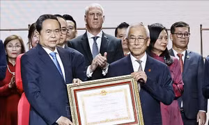 Chủ tịch Quốc hội dự Lễ đón nhận Danh hiệu Anh hùng Lao động, Huân chương Lao động của Tập đoàn BRG