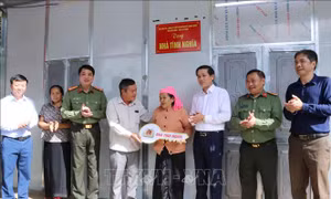 Xây dựng 600 căn nhà cho hộ nghèo vùng biên giới Phong Thổ, Lai Châu