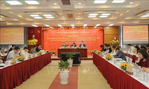 Tăng cường sự lãnh đạo của đảng trong xây dựng và thực hiện văn hóa doanh nghiệp