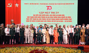 Tri ân người trực tiếp tham gia giải phóng Thủ đô