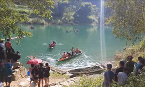 Tìm thấy thêm 2 nạn nhân trong vụ lật thuyền trên sông Gâm