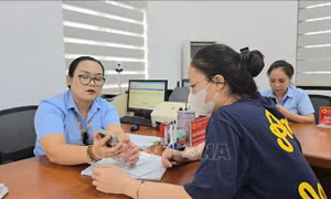 Quảng Ninh xử lý 100% thủ tục hành chính trên môi trường điện tử