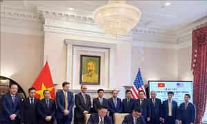 Việt Nam - Hoa Kỳ ký kết và công bố nhiều thỏa thuận hợp tác quan trọng về kinh tế  - thương mại