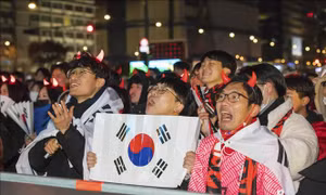 Người hâm mộ kỳ vọng các đội bóng châu Á tiếp tục lập kỳ tích tại vòng 1/8 World Cup 2022