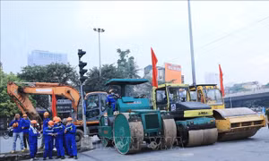 Hà Nội khởi công dự án tăng cường giao thông đô thị