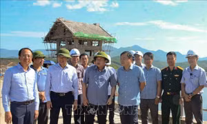 Giải quyết các vướng mắc để dự án hồ chứa nước Cánh Tạng khánh thành vào dịp 19/8