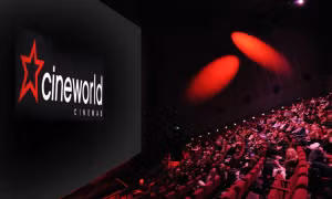 Cineworld đóng cửa 6 rạp phim ở Anh