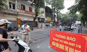 Hà Nội triển khai phát thẻ đi chợ luân phiên
