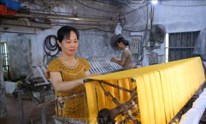 Sức sống mới tại làng nghề ươm tơ Cổ Chất
