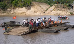 Tiềm ẩn nhiều nguy cơ tai nạn đường thủy ở huyện biên giới của Gia Lai