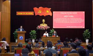 Xây dựng giai cấp công nhân Việt Nam thời kỳ đẩy mạnh công nghiệp hóa, hiện đại hóa