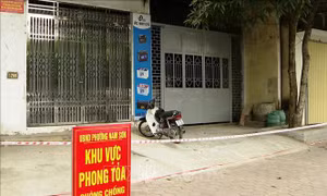 Ninh Bình: Phong tỏa nhiều tổ dân phố liên quan đến 2 ca mắc COVID-19 chưa rõ nguồn lây