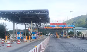 Hai trạm thu phí BOT trên Quốc lộ 14 sẽ không bị dừng thu phí