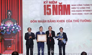 Cổng TTĐT Chính phủ thu hẹp khoảng cách trong giao tiếp giữa Chính phủ với nhân dân