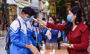 Học sinh tại 8 xã, phường ở thị xã Nghi Sơn tạm dừng đến trường 