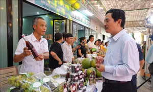 Đa dạng sản phẩm từ nghề trồng nho để hút khách du lịch