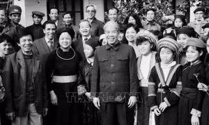Nguyên Tổng Bí thư Đỗ Mười luôn quan tâm sát sao các hoạt động nhân đạo