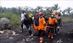 Thêm nhiều nạn nhân thiệt mạng trong vụ núi lửa phun trào ở Indonesia
