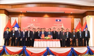 Bộ Công an Việt Nam và Lào tăng cường hợp tác