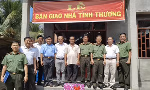 Chi bộ điển hình trong thi đua 'Đồng khởi mới'