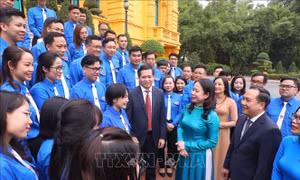 Phó Chủ tịch nước Võ Thị Ánh Xuân gặp mặt 60 đại biểu thanh niên tiên tiến xuất sắc tiêu biểu Khối Doanh nghiệp Trung ương
